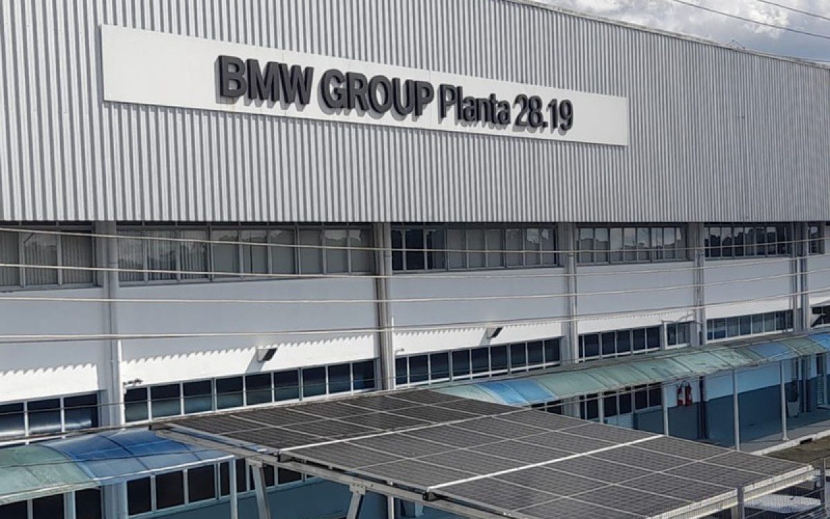 Produção de motocicletas na Planta Manaus do BMW Group acelera com energia solar para 2024