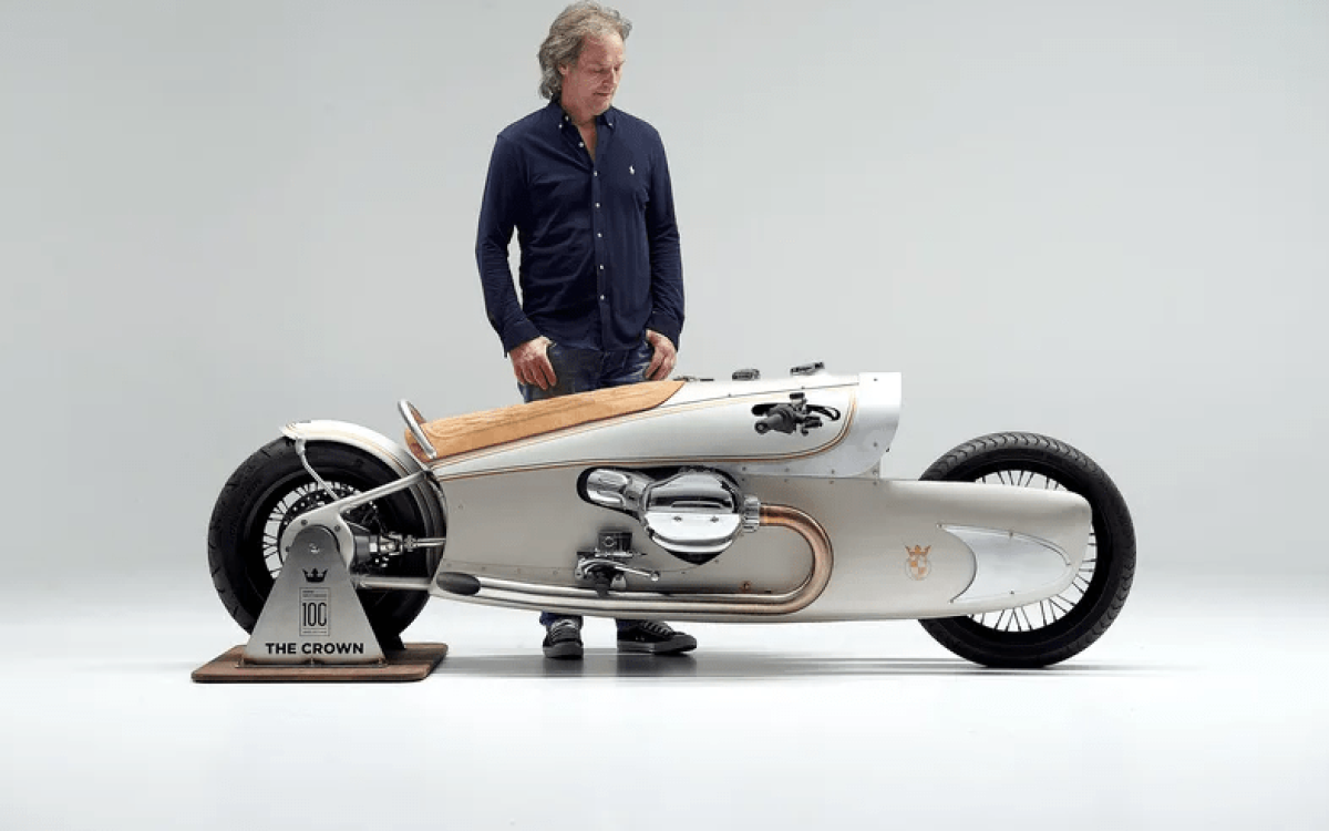 Moto assinada por Dirk Oehlerking, celebra 100 anos da BMW Motorrad